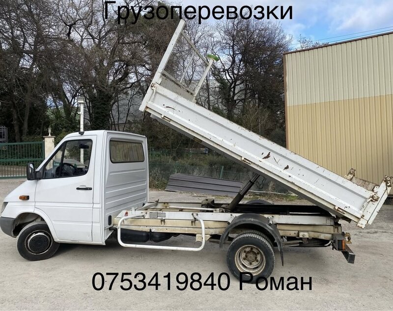 Transportation services on the French Riviera - waste removal, material, furniture, and appliance delivery