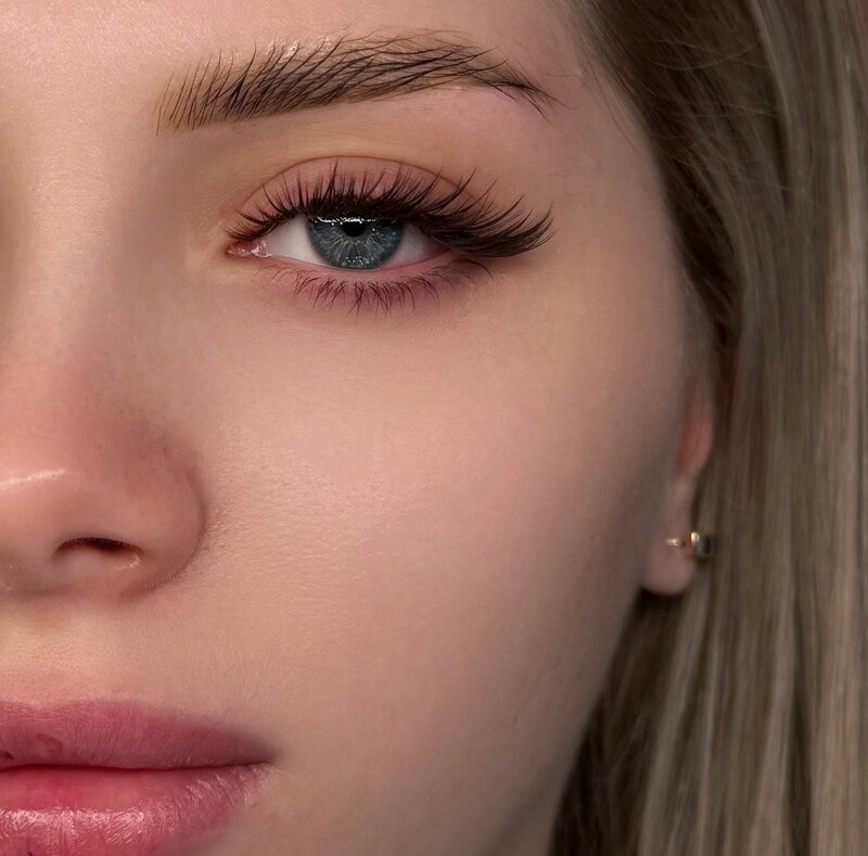 Eyelash Extensions with LED Technology in Nice, Monaco, Cannes, Antibes, and throughout the French Riviera ✨