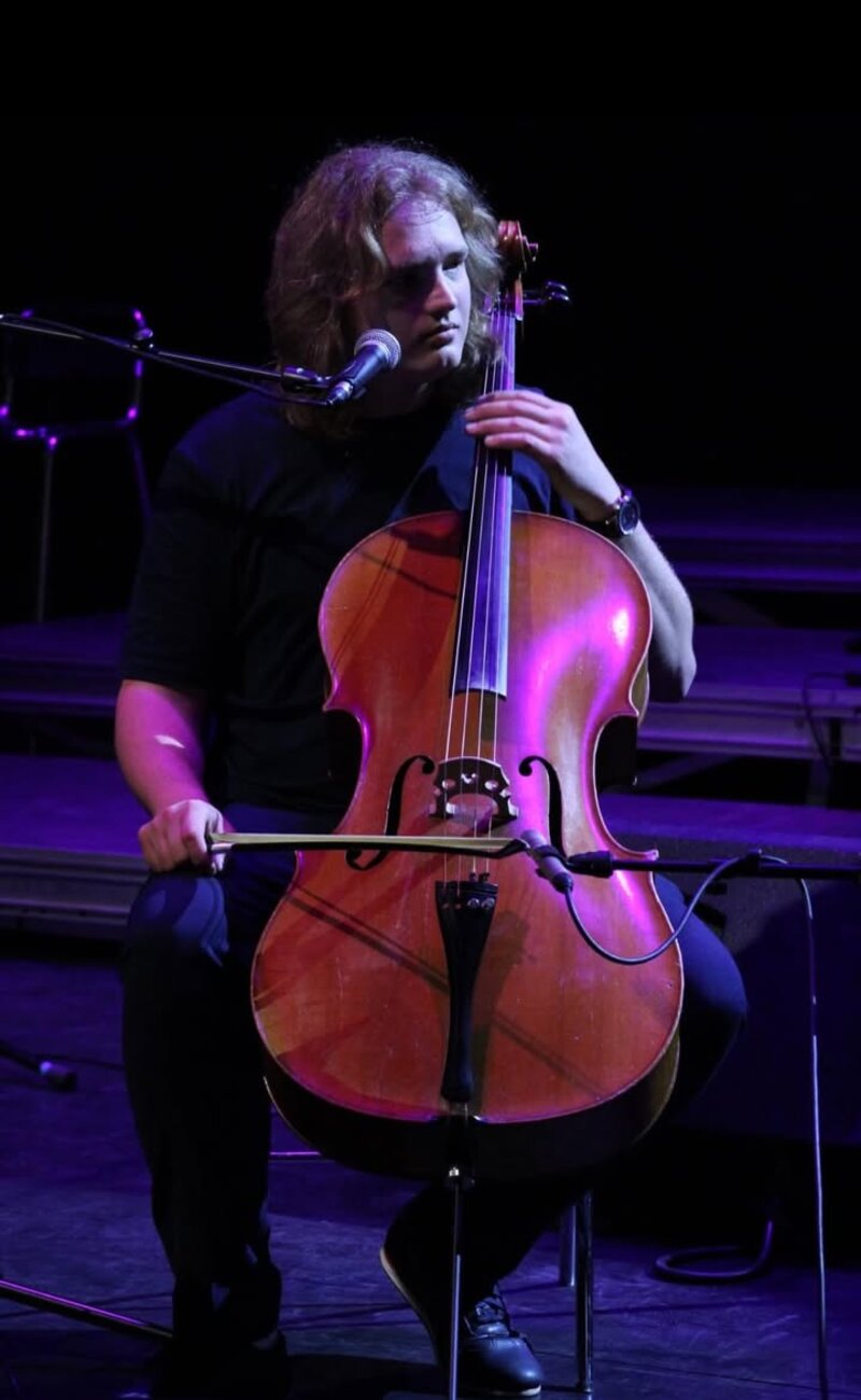 Cellist and Vocalist on the French Riviera – Live Music for Your Events