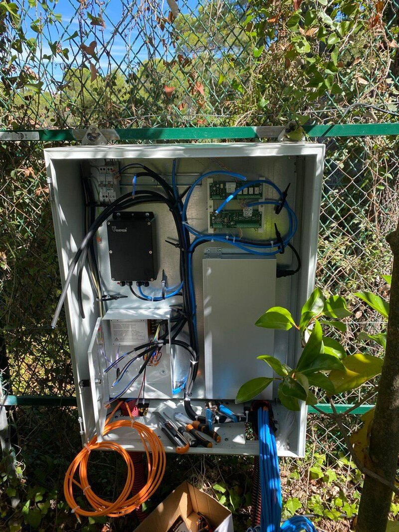 Perimeter Security on the French Riviera – Vibration Cable