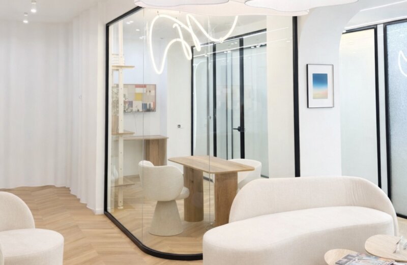 Стоматологическая клиника Blanc Azur в Каннах