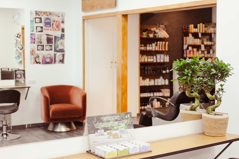 BLONDIE hair salon in Vence
