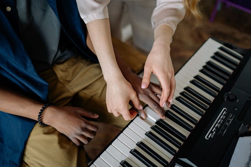 Piano Lessons in Nice - For Adults and Children
