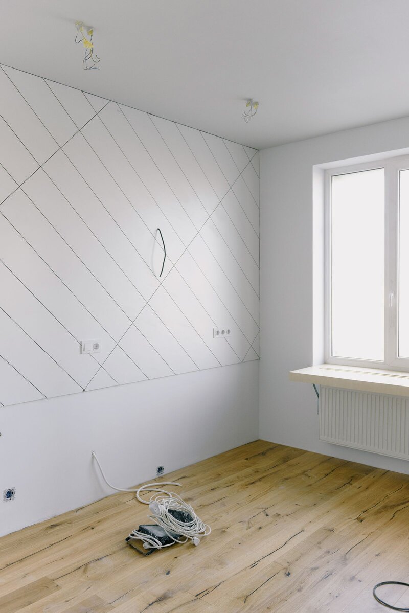 Parquet fitting, PVC windows on the French Riviera